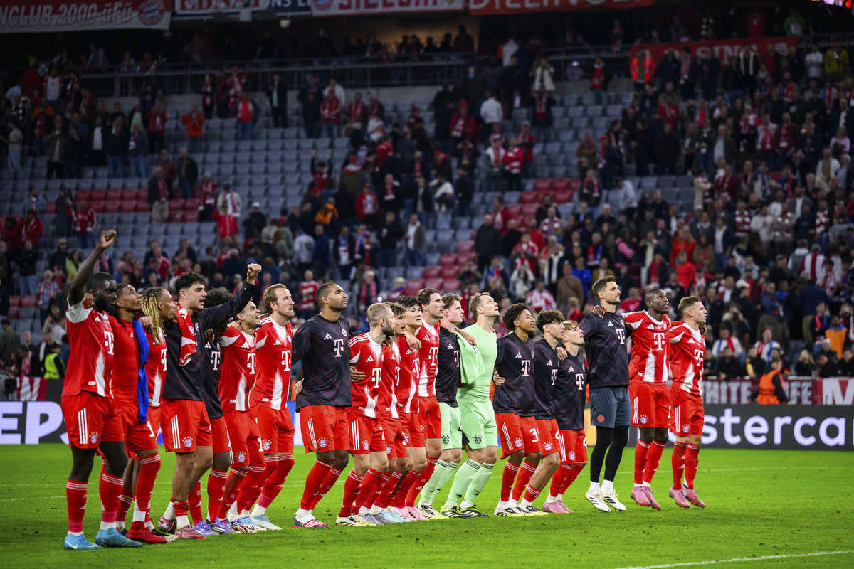 拜仁4-0大胜布鲁日:青春风暴席卷欧冠,莱默尔闪耀卡尔惊艳